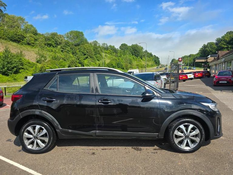 Kia Stonic 1.0T Gdi 99 2 Black #2