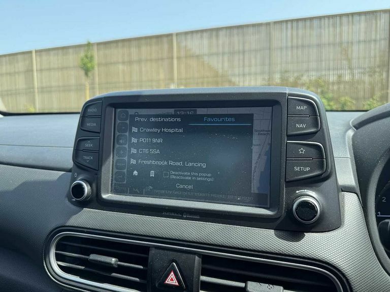 Hyundai Kona Hatchback Red #15