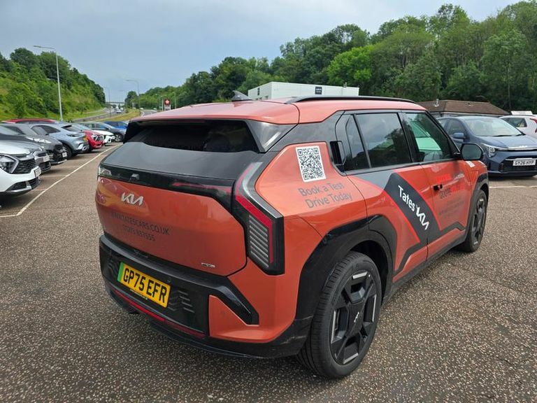 Kia EV3 150Kw Gt-line 81.4Kwh Orange #3