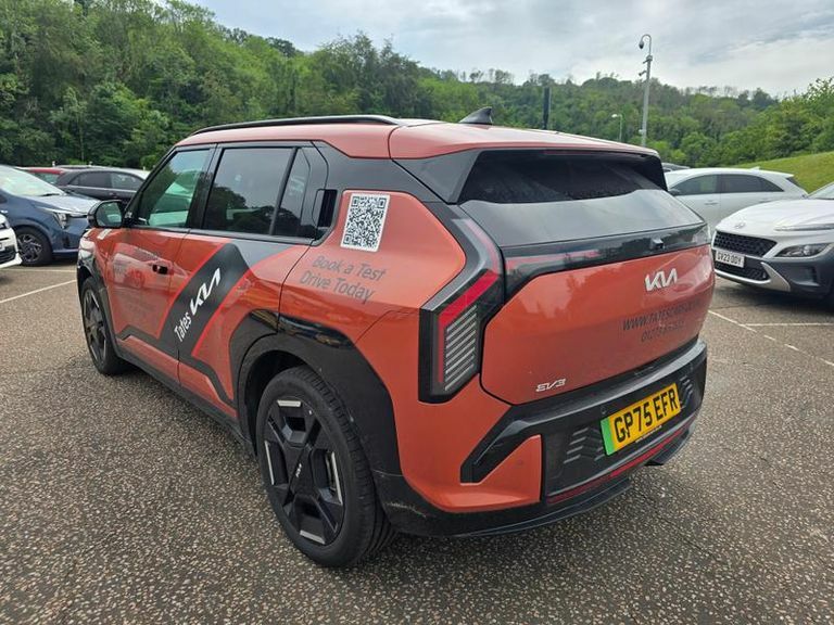 Kia EV3 150Kw Gt-line 81.4Kwh Orange #5