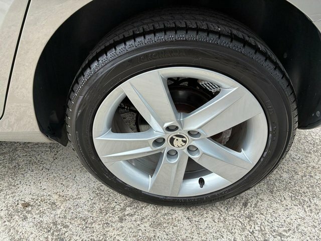 Skoda Fabia Se L Tsi Dsg Brown #15