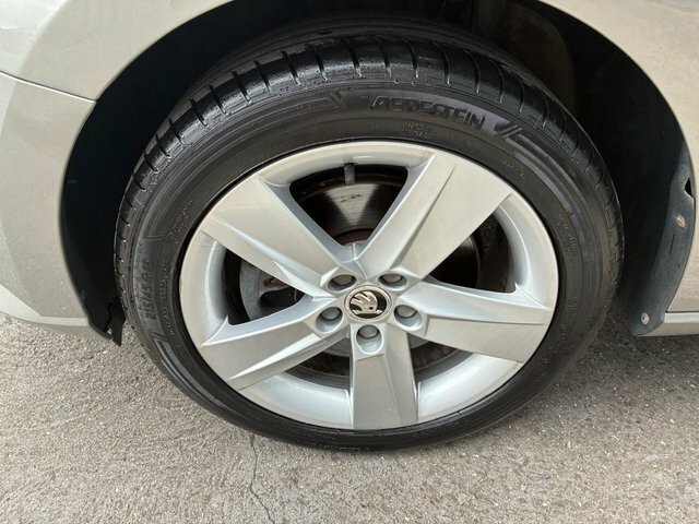 Skoda Fabia Se L Tsi Dsg Brown #14