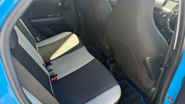 Toyota Aygo Hatchback Blue #6