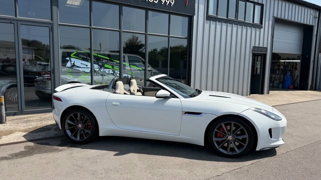 Jaguar F-Type Convertible White #5