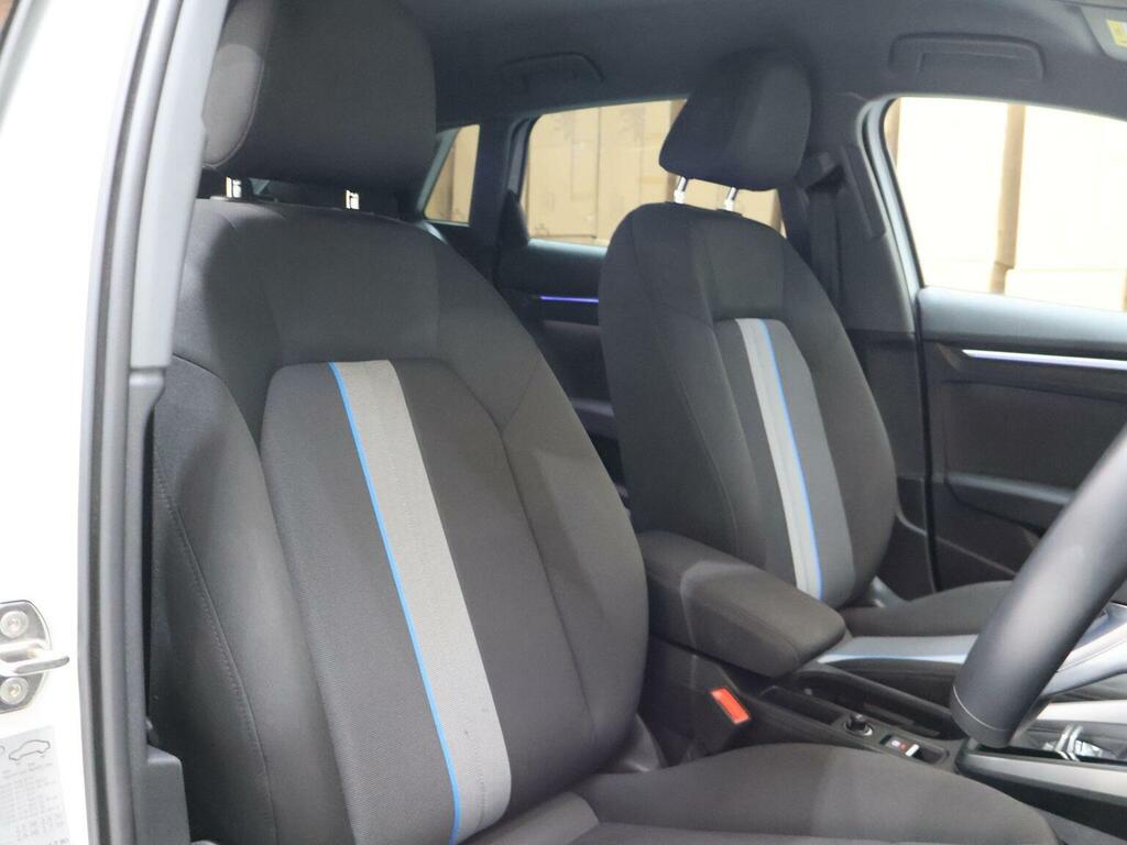 Audi A3 Hatchback 1.0 Tfsi 30 Sport Sportback S Tronic Eur  #5
