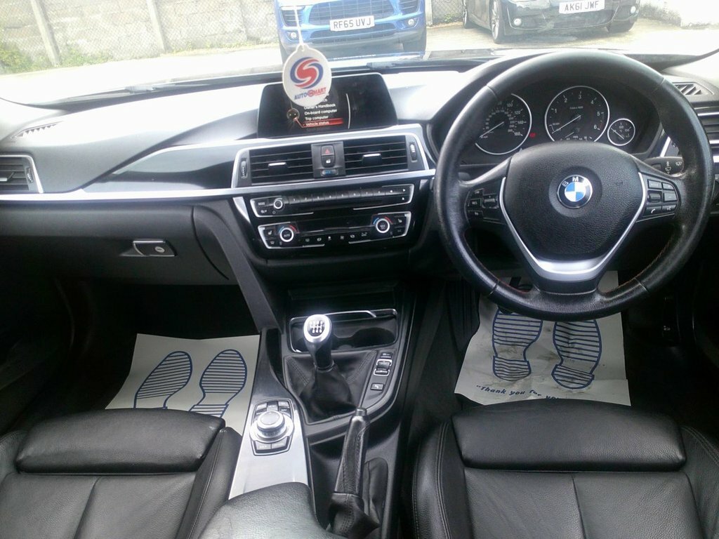 BMW 3 Series 2L Sport YE17UBO Black #2
