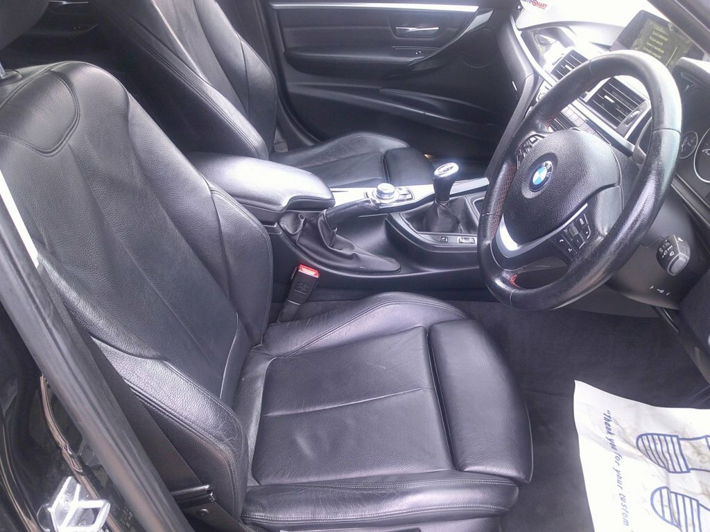 BMW 3 Series 2L Sport YE17UBO Black #6