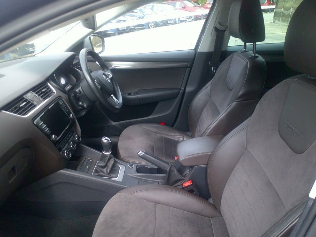 Skoda Octavia 2L Scout Grey #6