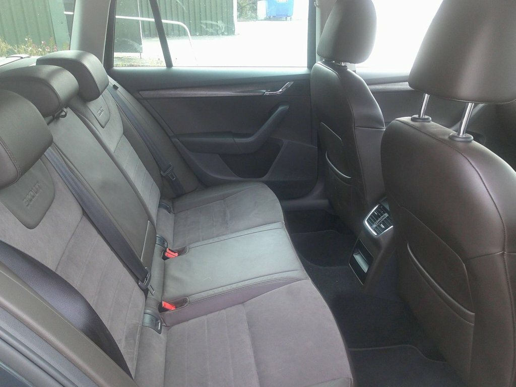 Skoda Octavia 2L Scout Grey #3