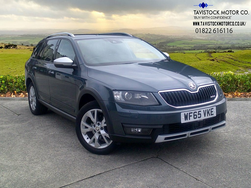 Skoda Octavia 2L Scout Grey