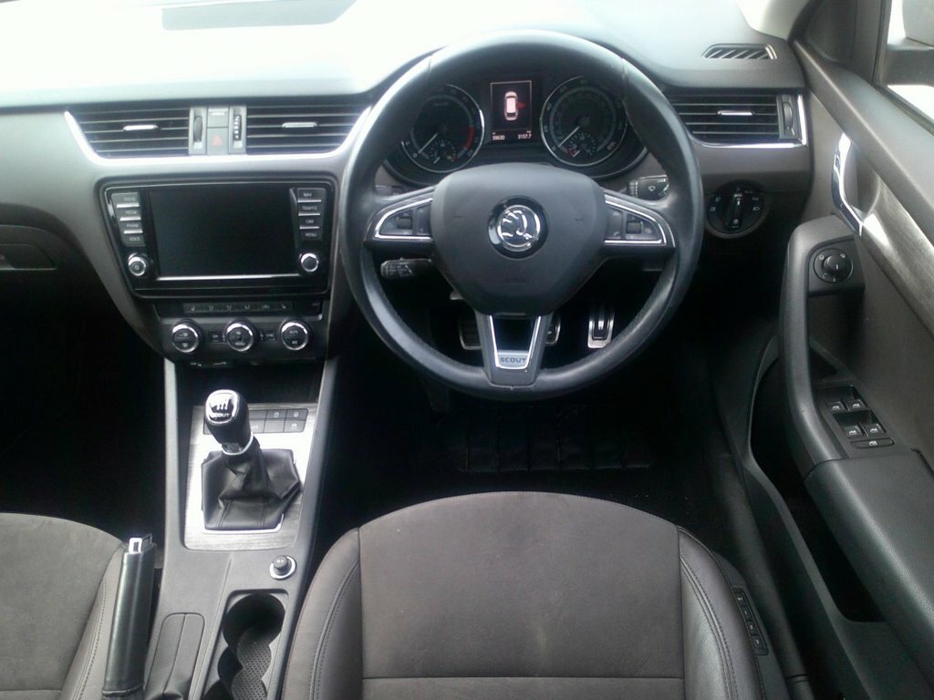 Skoda Octavia 2L Scout Grey #2