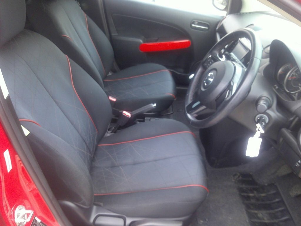 Mazda 2 1.3 Sport Venture Euro 5 Red #8