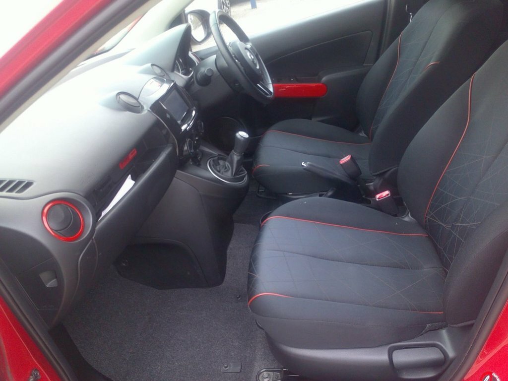 Mazda 2 1.3 Sport Venture Euro 5 Red #11