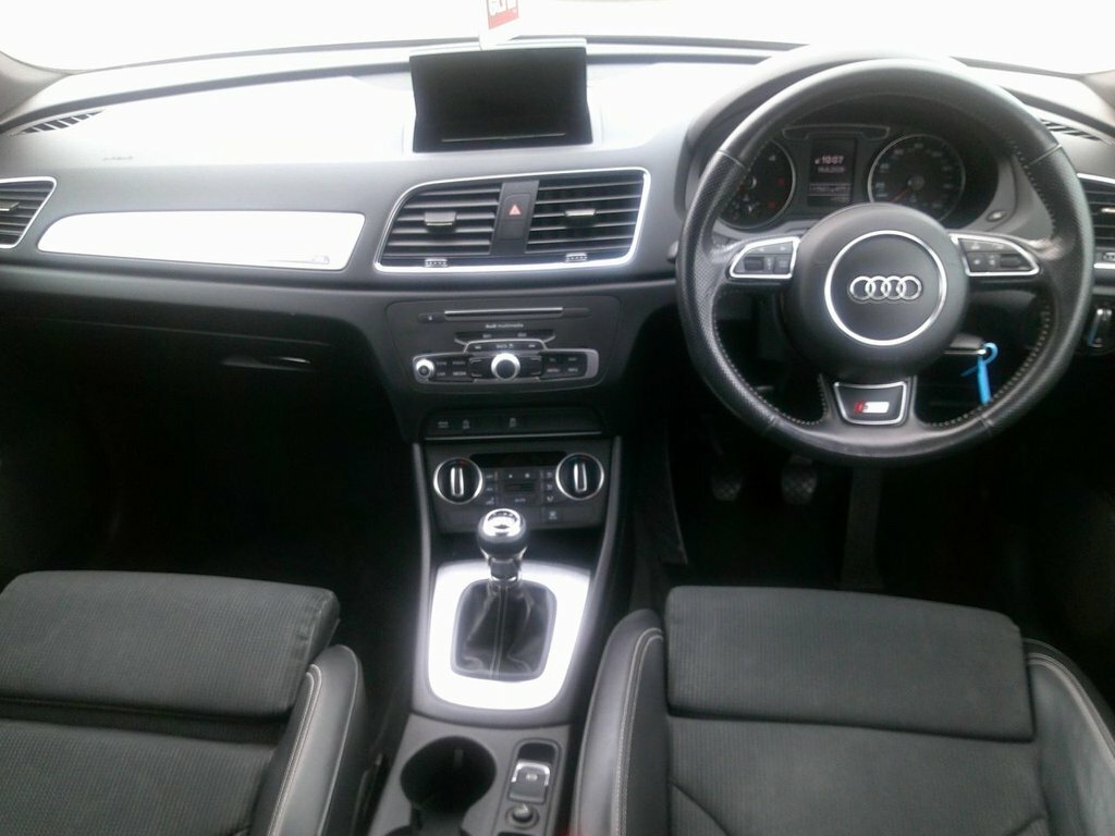Audi Q3 2L S Line Silver #2