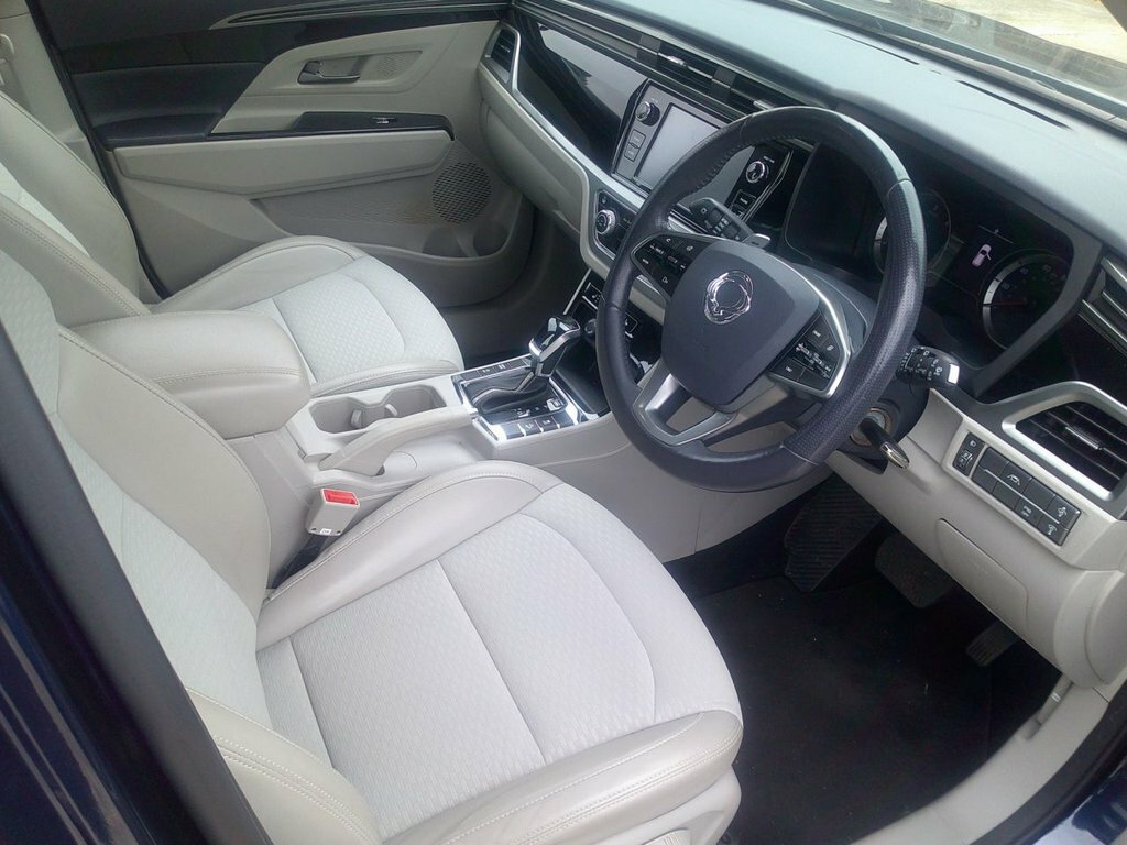 SsangYong Korando Ventura Blue #20