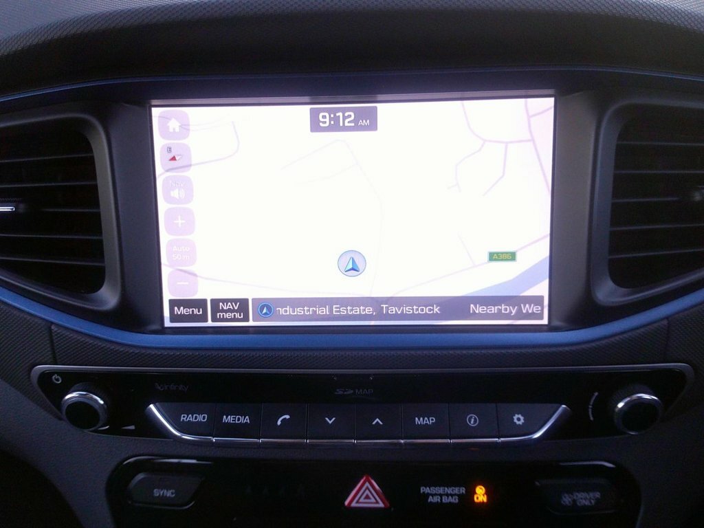 Hyundai Ioniq Premium Black #20