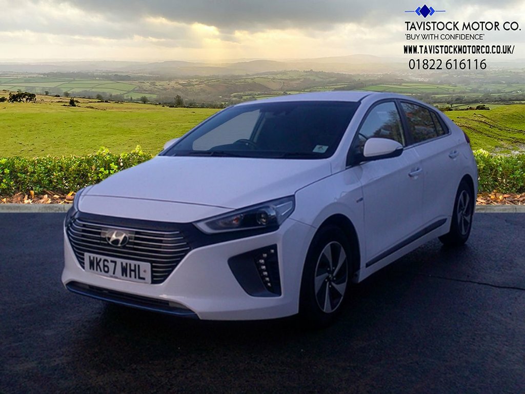 Hyundai Ioniq 1.6L Premium White #4