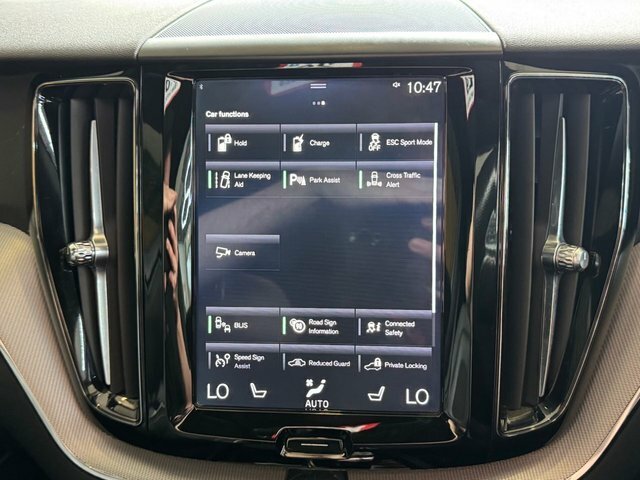 Volvo XC60 B5 Awd Plus Dark 20 Alloys Blond Leather B Blue #15
