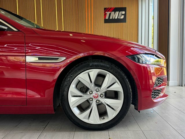Jaguar XE 2021 2.0 P250i S Saloon Euro 6 S Red #4