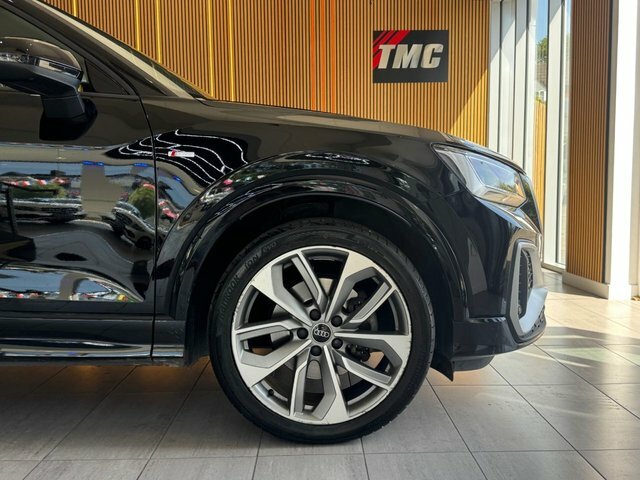 Audi Q2 2023 1.5 Tfsi Cod 35 S Line Suv S Troni LS23YEL Black #6