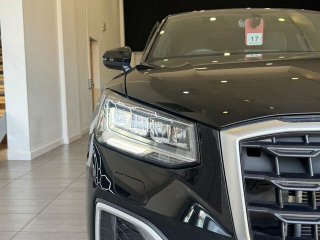 Audi Q2 2023 1.5 Tfsi Cod 35 S Line Suv S Troni LS23YEL Black #5