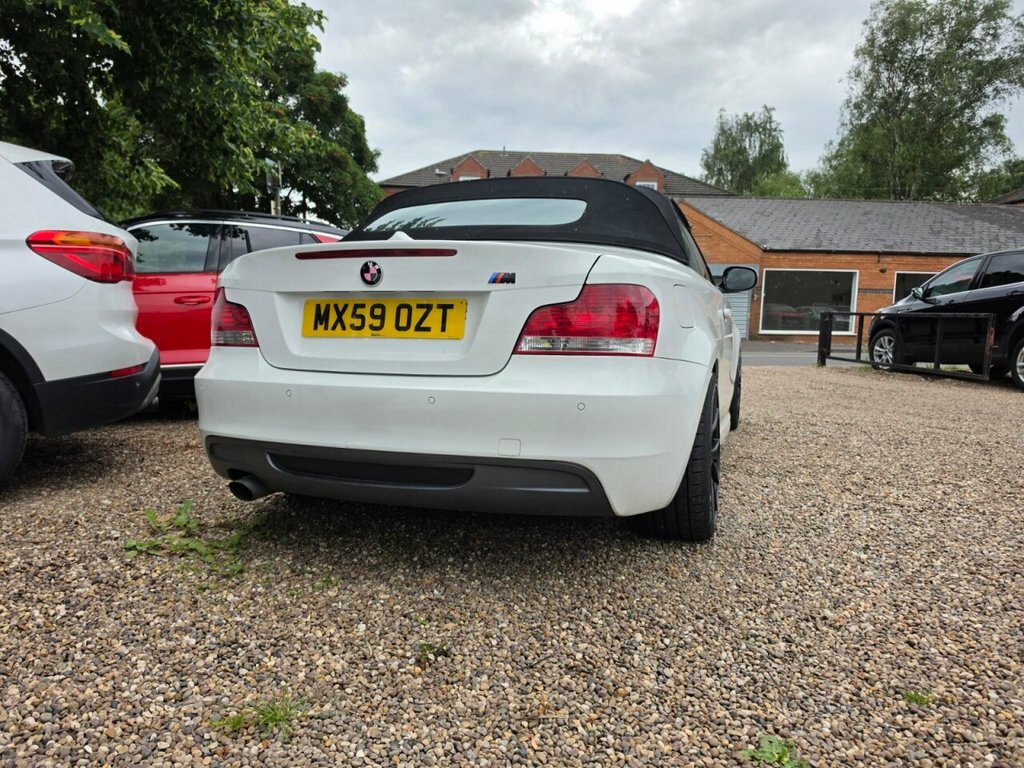 BMW 1 Series 2L M Sport White #5