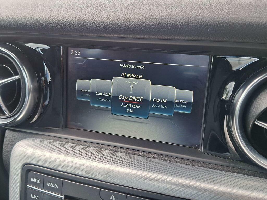 Mercedes-Benz SLC Slc 250 D Amg Line Blue #39