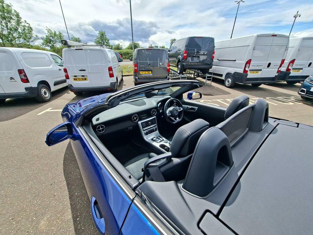 Mercedes-Benz SLC Slc 250 D Amg Line Blue #53