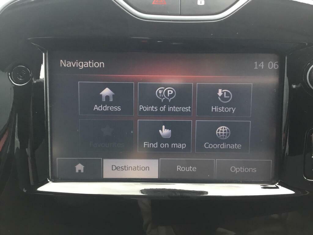 Renault Clio Renault Clio 1.5 Dci 90 Dynamique Nav Red #34
