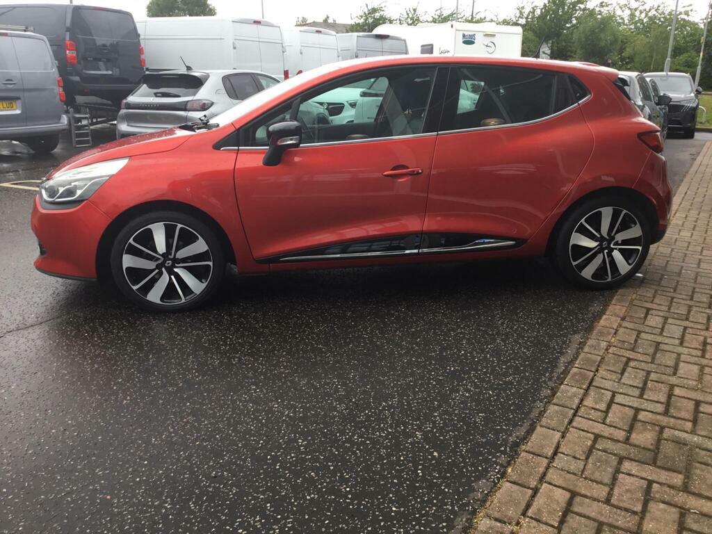 Renault Clio Renault Clio 1.5 Dci 90 Dynamique Nav Red #7