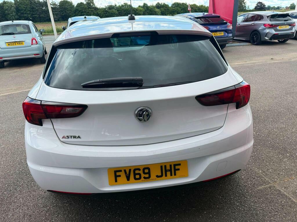 Vauxhall Astra 1.6 Cdti Blueinjection Griffin Euro 6 Ss FV69JHF White #5