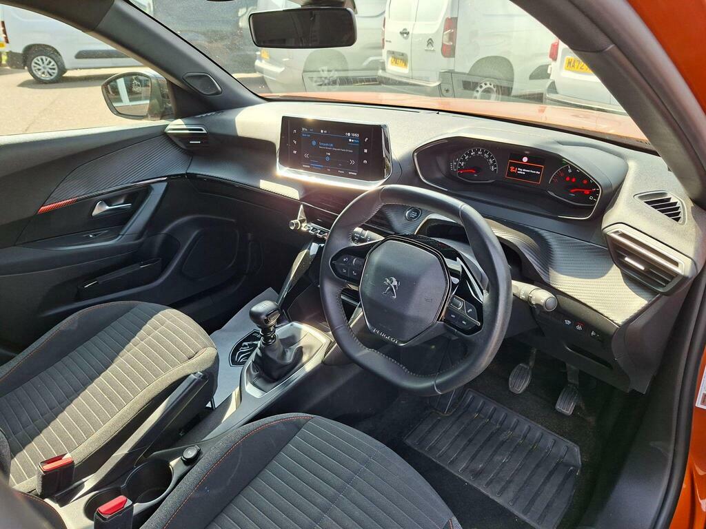 Peugeot 2008 1.2 Puretech Active Premium Euro 6 Ss AV23FLW Orange #3