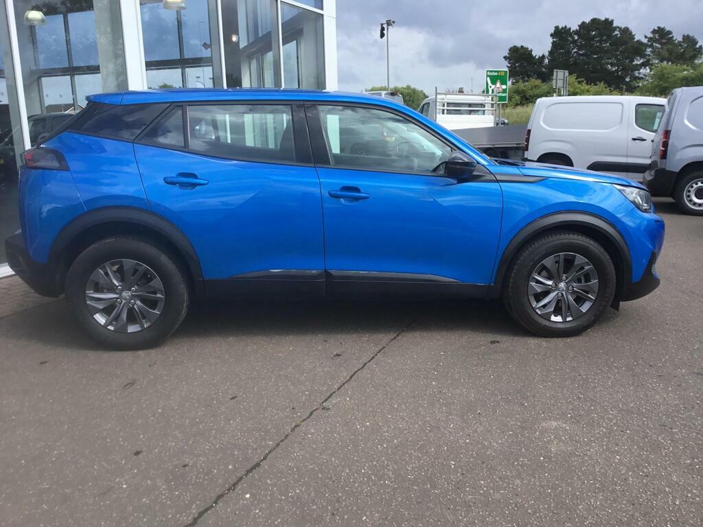 Peugeot 2008 1.2 Puretech Active Premium White #9