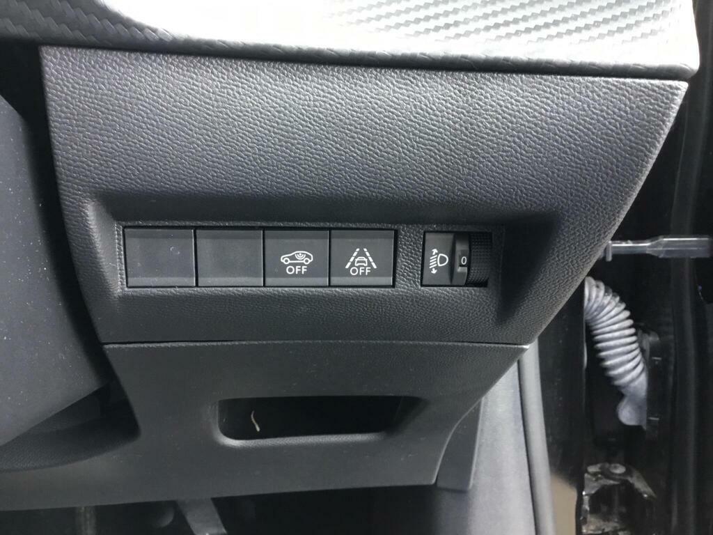 Peugeot 208 Hatchback Grey #14