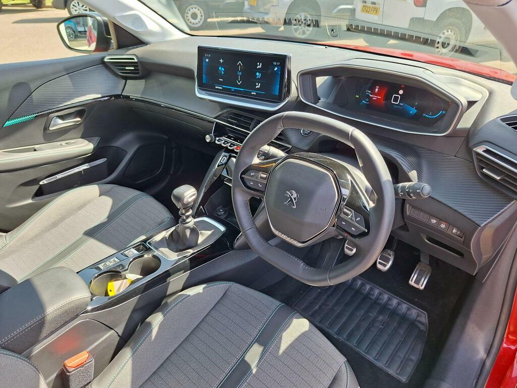Peugeot 208 1.2 Puretech Allure Premium Euro 6 Ss Red #3