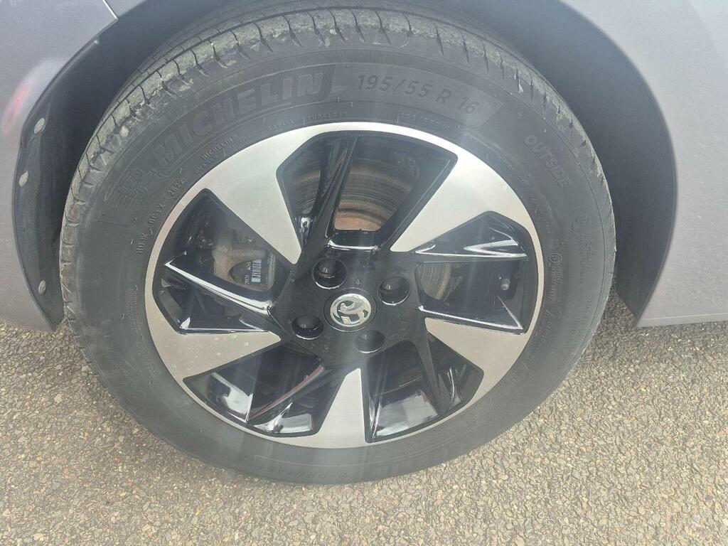 Vauxhall Corsa-e Corsa E Sri Premium Red #12