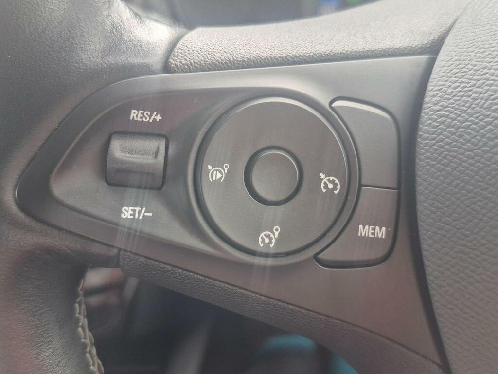 Vauxhall Corsa-e Corsa E Sri Premium Red #25