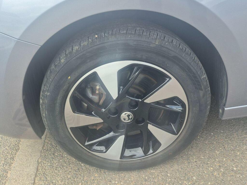 Vauxhall Corsa-e Corsa E Sri Premium Red #14