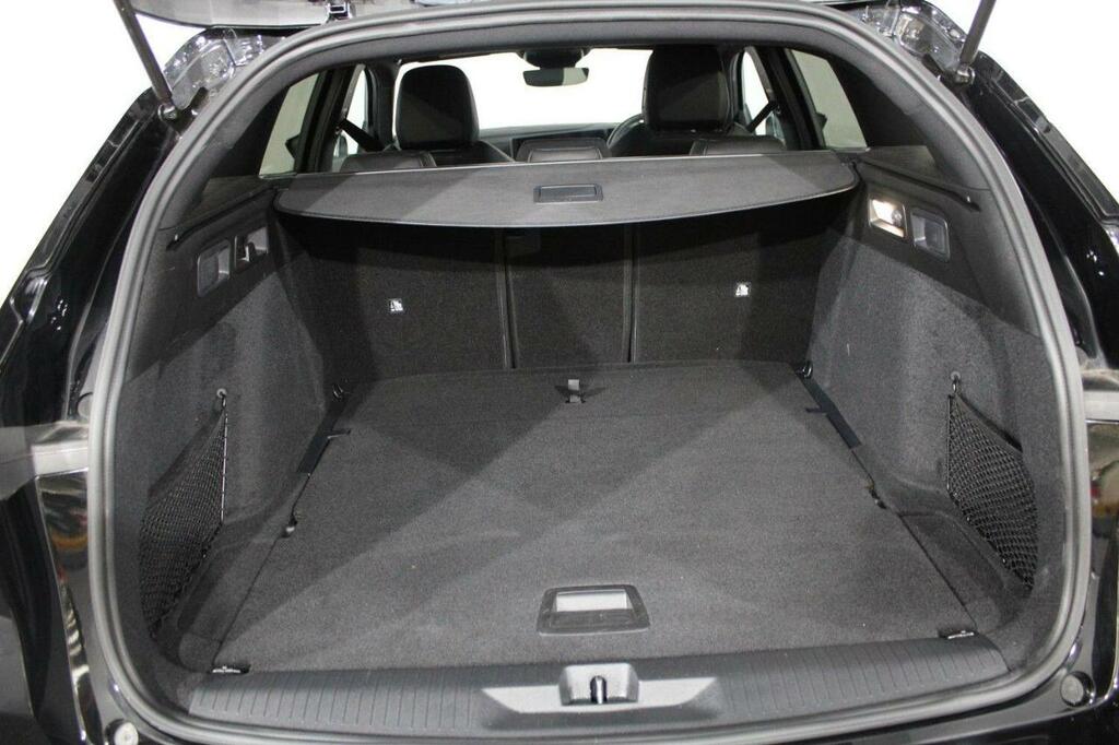 Vauxhall Astra 1.2 Turbo 130 Design - 2025 25 White #13