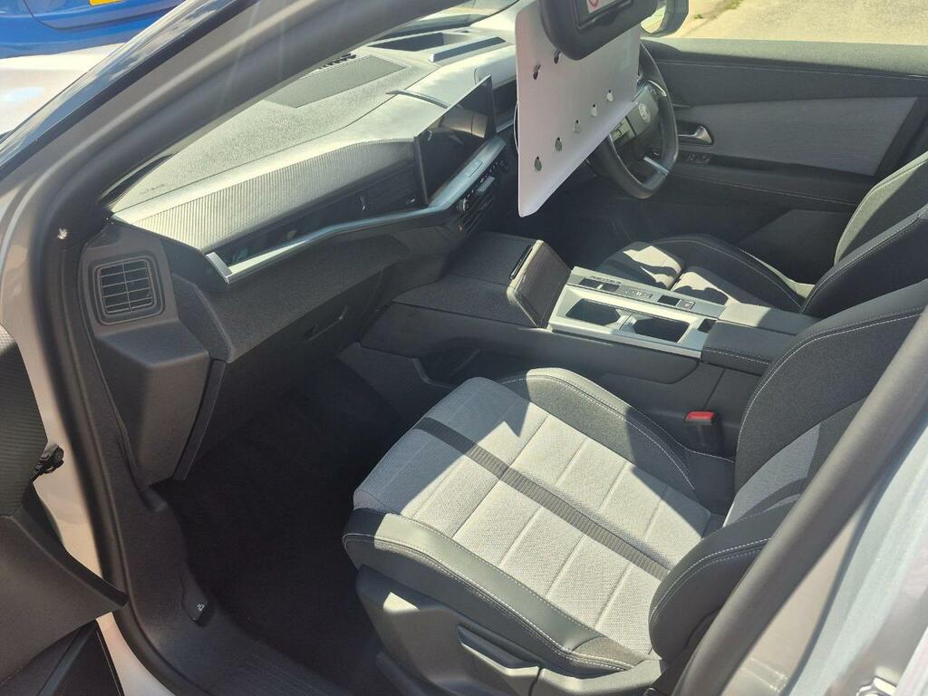 Vauxhall Grandland Ultimate Grey #18