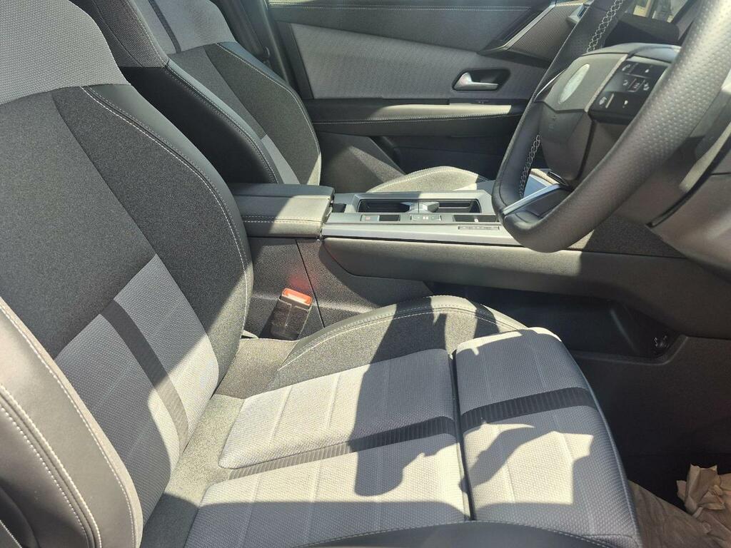 Vauxhall Grandland Ultimate Grey #19