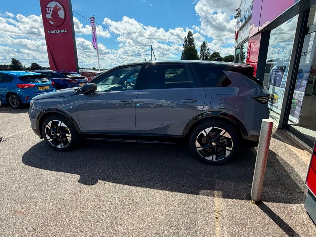 Vauxhall Grandland 73Kwh Ultimate Grey #4