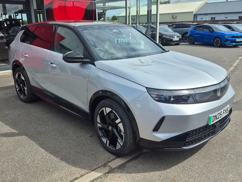 Vauxhall Grandland 73Kwh Ultimate Grey