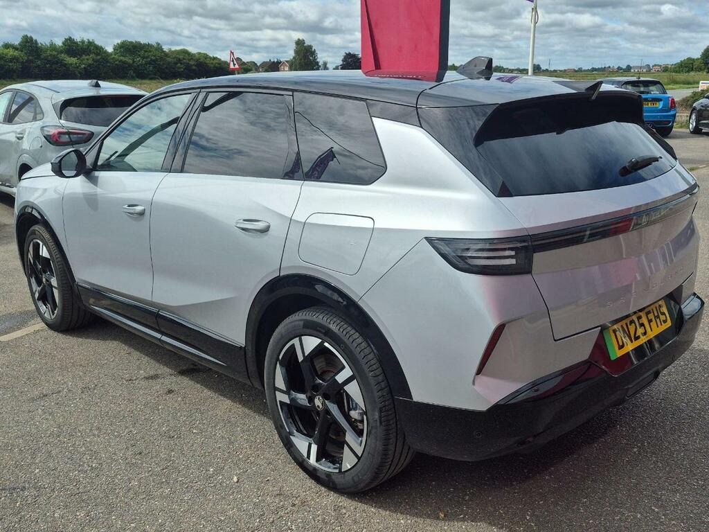Vauxhall Grandland 73Kwh Ultimate Grey #4