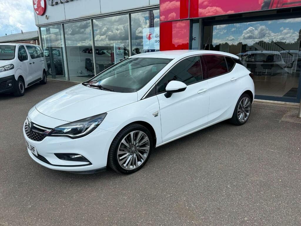 Vauxhall Astra 1.6 Cdti Blueinjection Griffin Euro 6 S S White #3