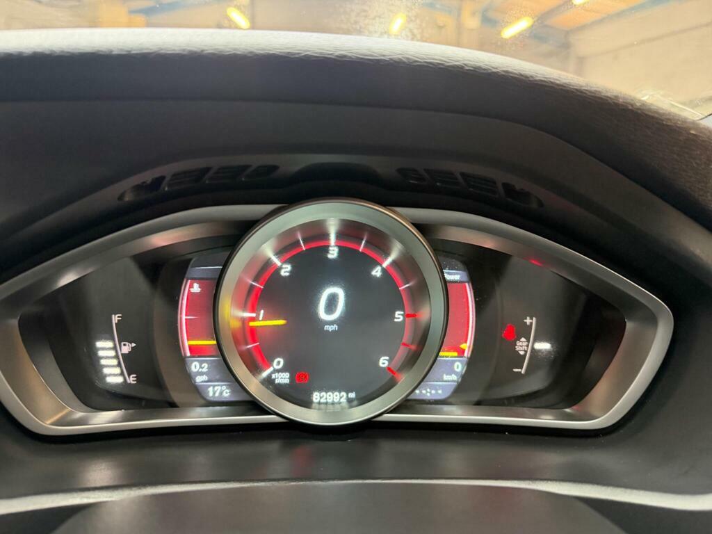 Volvo V40 2L R-design Grey #30