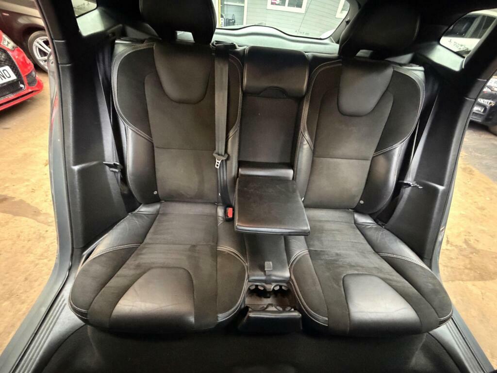 Volvo V40 1.6 D2 R-design Euro 5 S S Grey #3