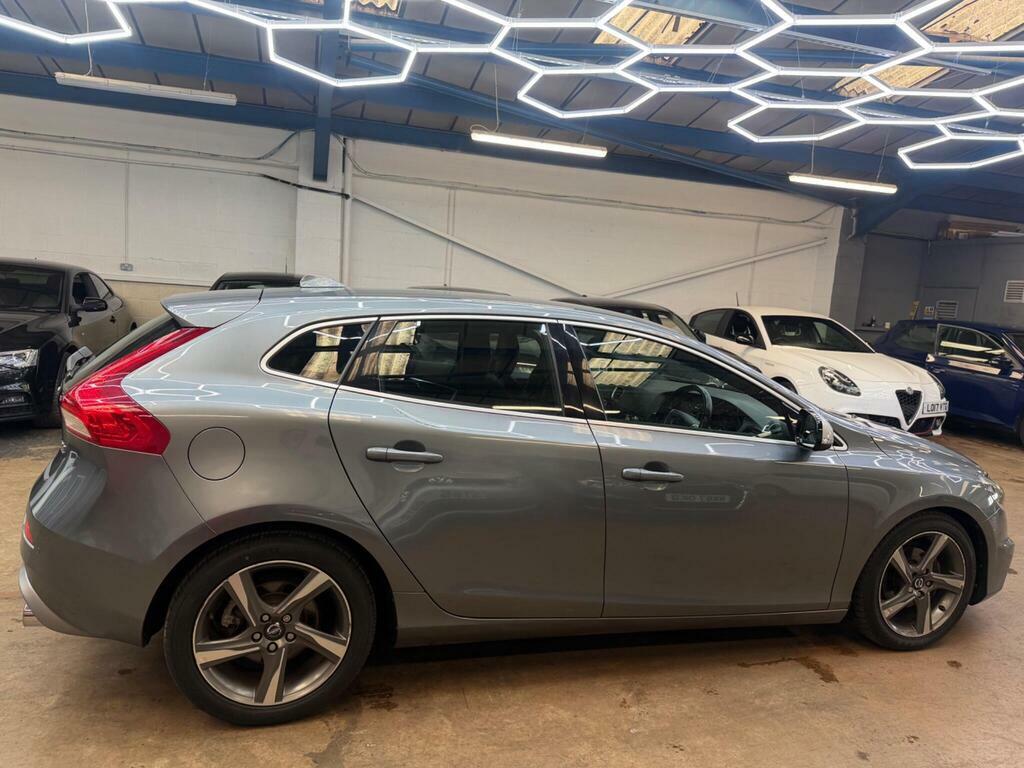 Volvo V40 2L R-design Grey #15