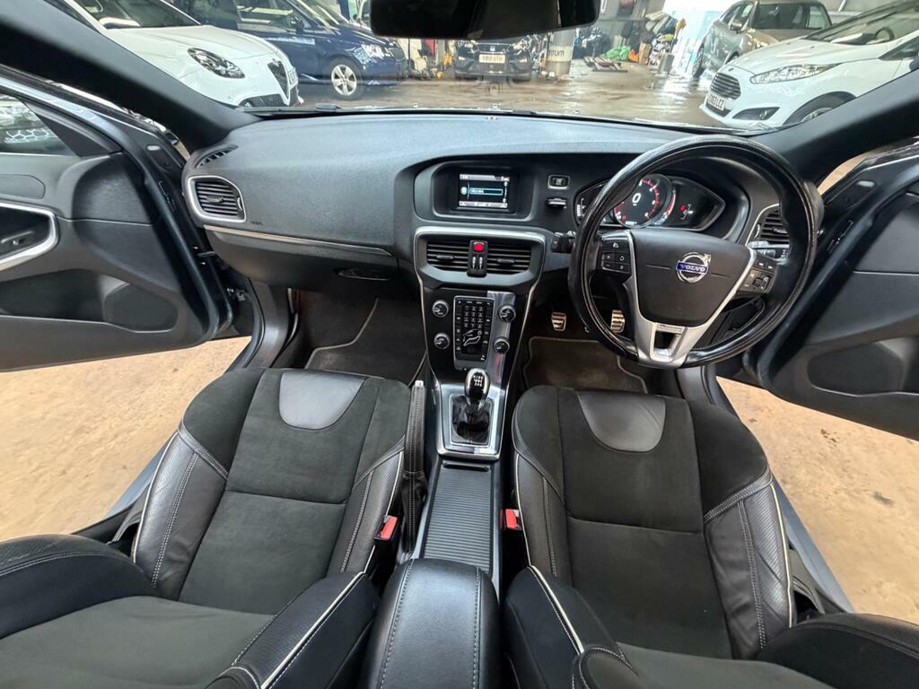 Volvo V40 1.6 D2 R-design Euro 5 S S Grey #2