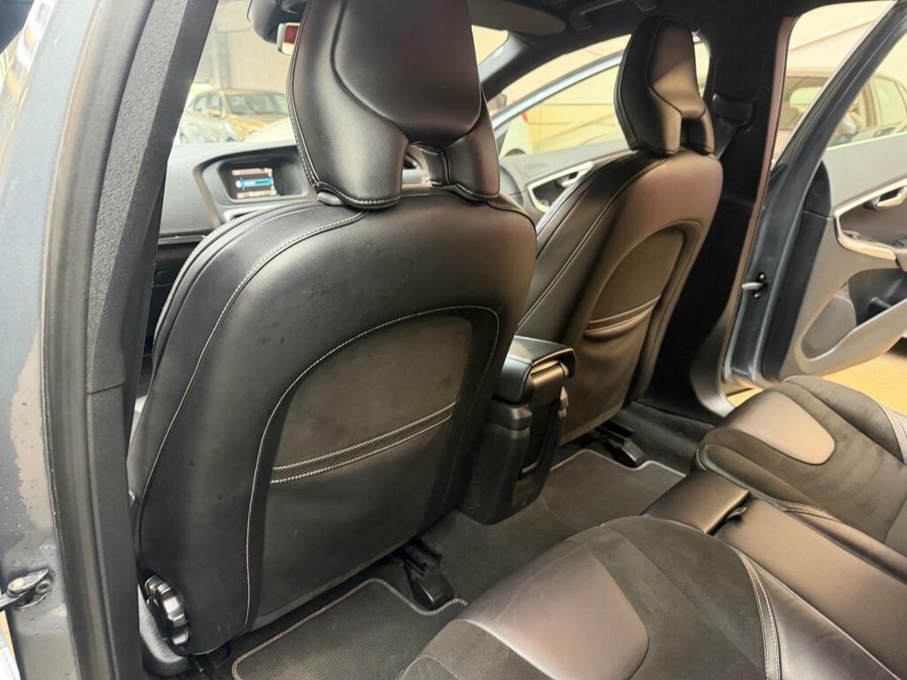 Volvo V40 2L R-design Grey #23